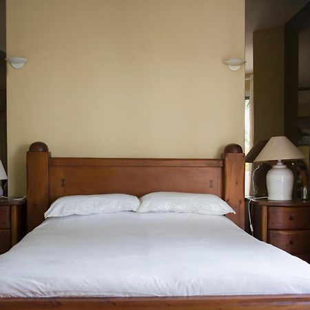 Magnificent Port-Beach 5* Luxury Residence 贝纳尔马德纳 外观 照片