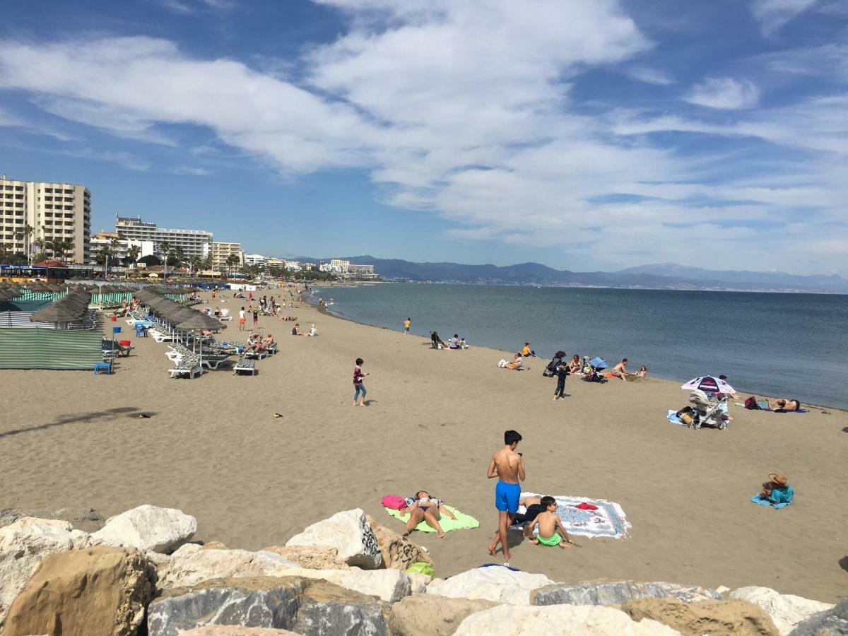 Magnificent Port-Beach 5* Luxury Residence 贝纳尔马德纳 外观 照片